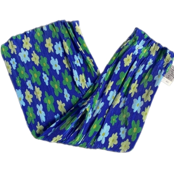 Black history month Pants - Black history month, women’s, blue wide leg floral pants, NWT